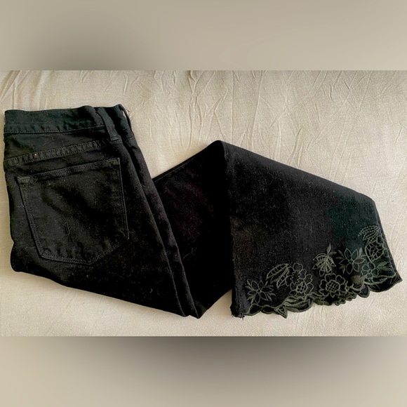 Frame Women’s Black Cropped Flare Jeans with Lace Trim - Picture 1 of 5